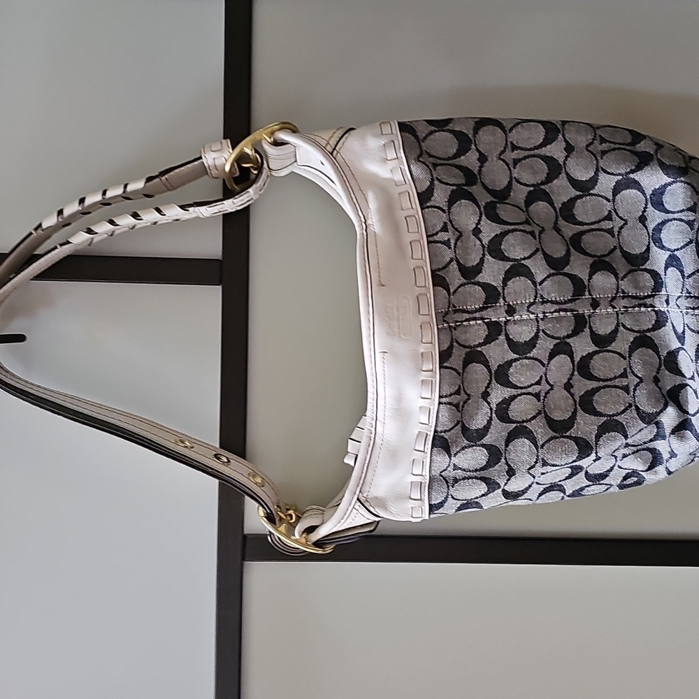 LOVELY AUTHENTIC VINTAGE COACH SIGNTURE C SHOULDER BUCKET BAG - Picture 7 of 14